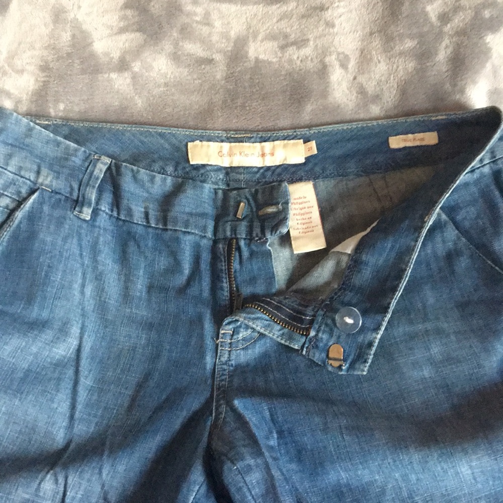 Calvin Klein True Flare trouser blue jeans size 29